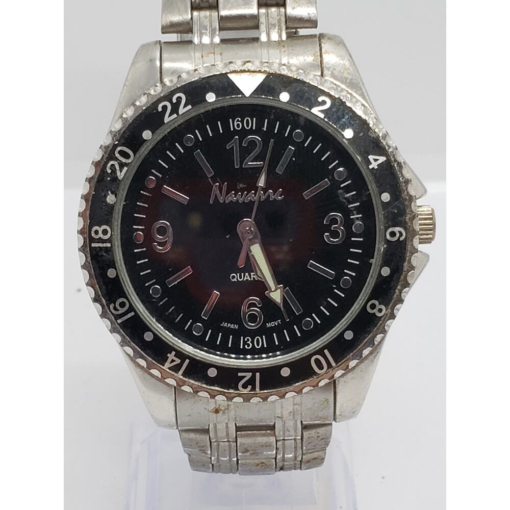 Navarre men's dress watch. Large black face. Working watch